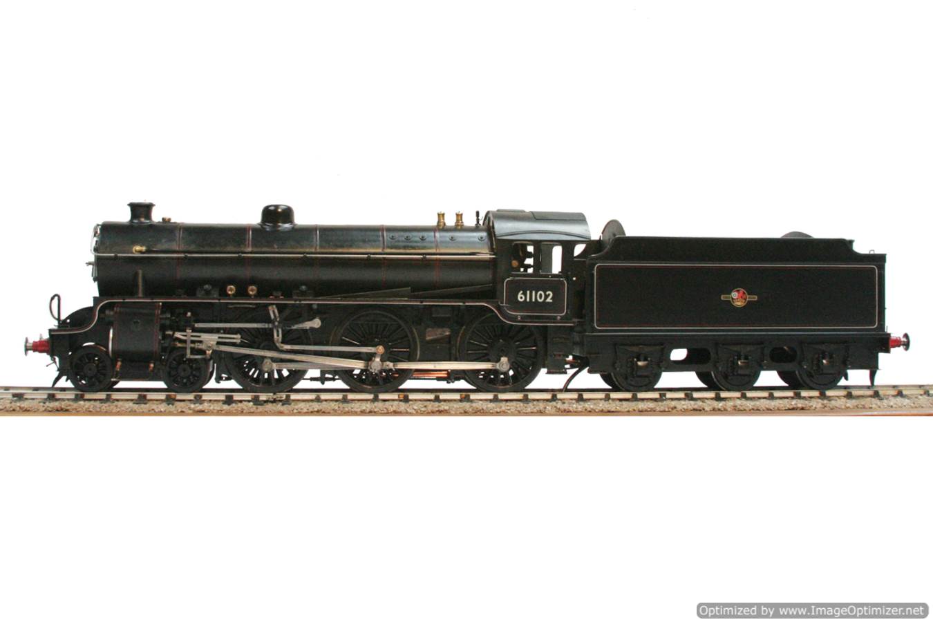 test 3 and a half inch gauge LNER B1 clarkson live steam model for sale 01-Optimized