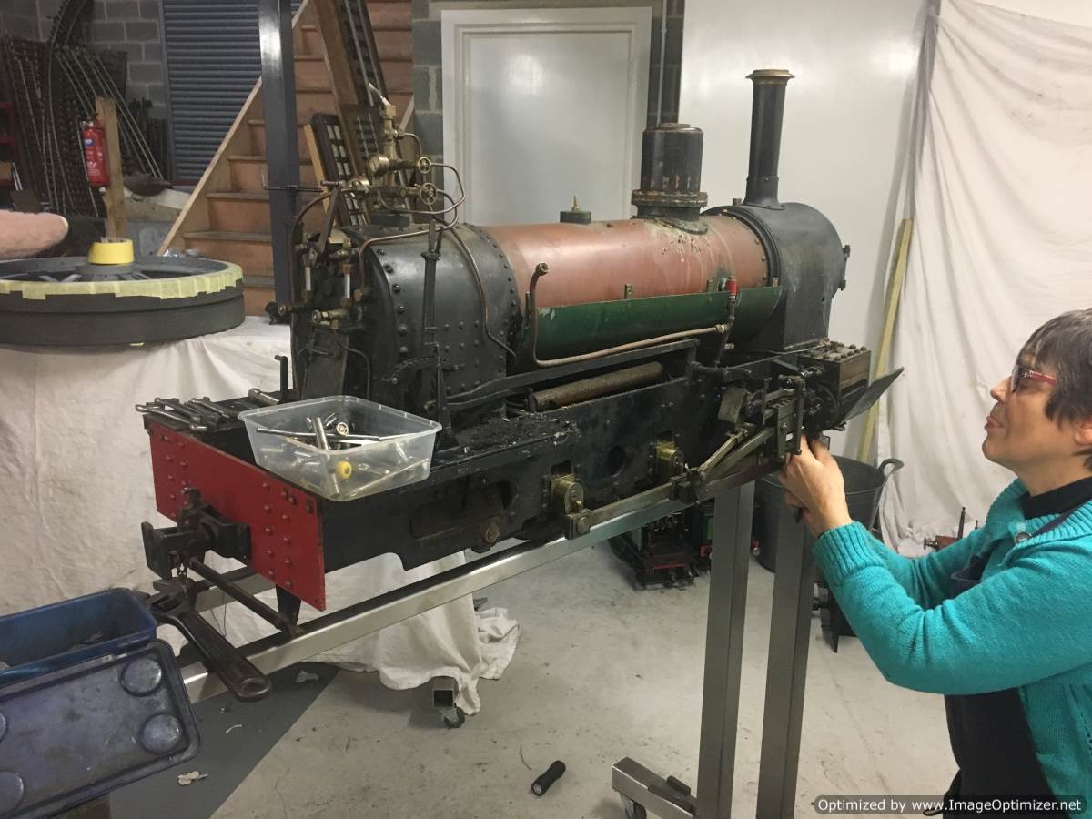 test 5 inch gauge Fowler locomotive strip down starts-Optimized